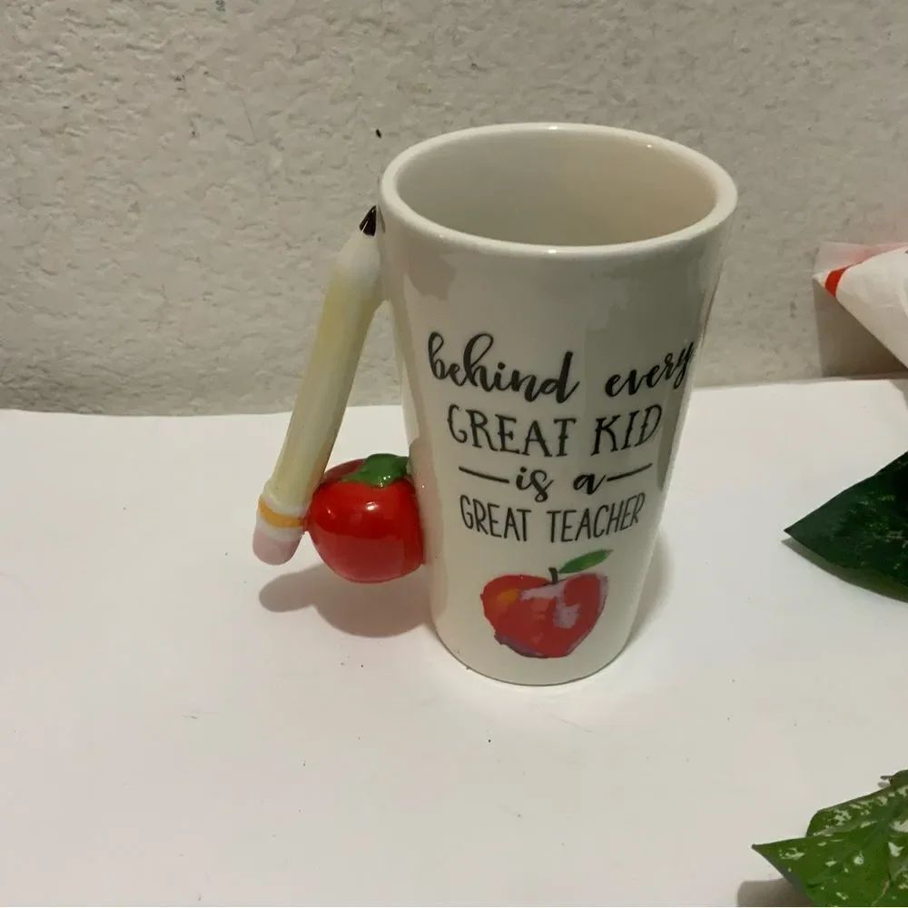 American Atelier 'behind every kid is a great teacher' Mug, Stoneware, pristine.